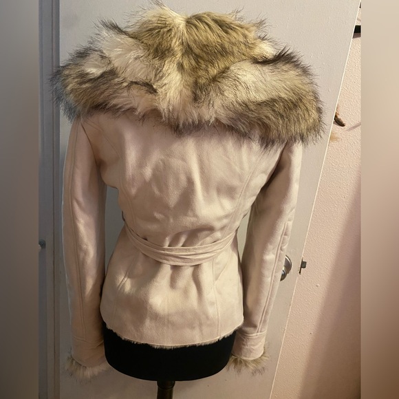UPCOUNTRY BY DU MONDE FAUX FUR FAUX SUEDE JACKET WOMEN'S SMALL W/ BELT, POCKETS - Picture 3 of 16